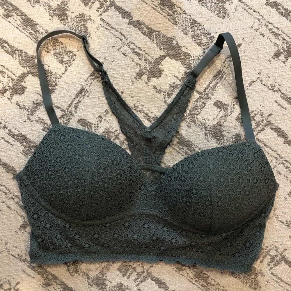Victoria secret bra. Size 34B